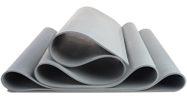 Affordable natural rubber vacuum membranes